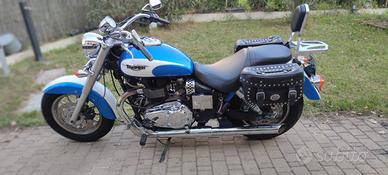 TRIUMPH AMERICA 2009