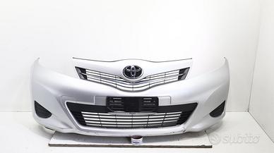 PARAURTI ANTERIORE COMPLETO TOYOTA Yaris Serie 521