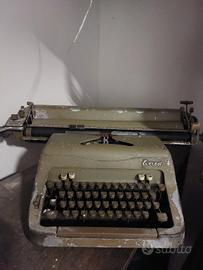 Everest macchina da scrivere d'epoca