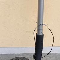 pedana vibrante per allenamento e rilassamento