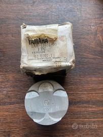 Pistone Yamaha FZ 750 1985-1987 (FZ750 1FN 2MG) (1