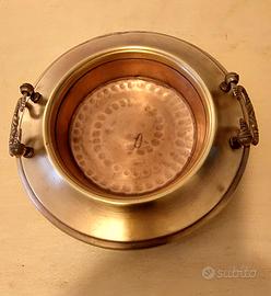 Antico posacenere in ottone