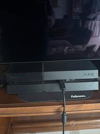 Console PlayStation 4 Flat + Videogiochi