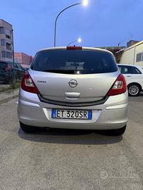 Opel corsa GPL/BENZINA