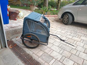 carrello porta bimbi