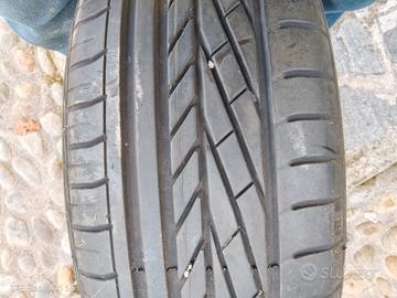 Pneumatico Good year 195/55R16