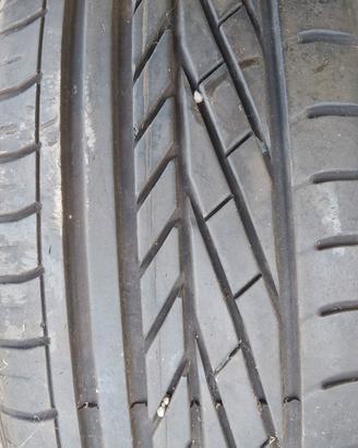 Pneumatico Good year 195/55R16