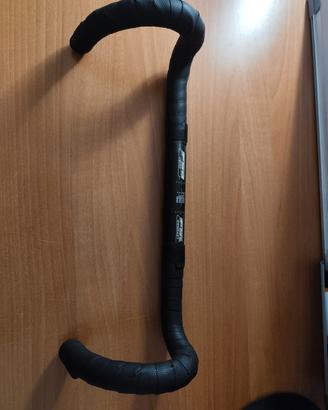 Manubrio da corsa FSA Vero Compact