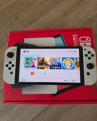 Nintendo switch oled come nuova