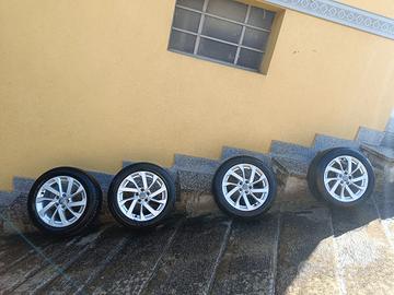 cerchi e gomme audi A1  195/55r16