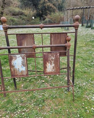 Letto in ferro battuto