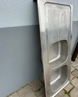 Lavandino in acciaio inox