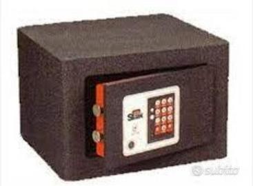 Cassaforte STARK SERIE 350 Combinazione elettro