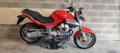 MOTO GUZZI BREVA 850