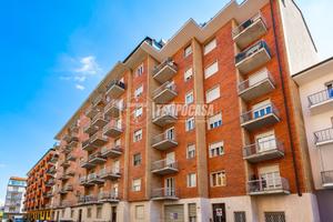 CHIVASSO 2 LOCALI CON CANTINA