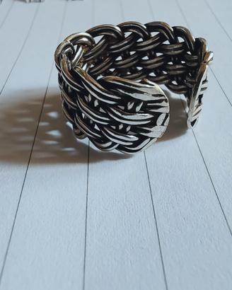 Anello in argento intrecciato a canestro
