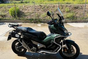 X- ADV 750