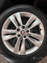 Cerchi skoda 17'' orig+gomme nuove