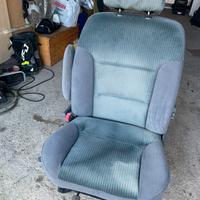 Sedile girevole per camper completo