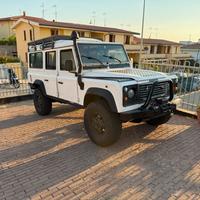 Land Rover Defender 110