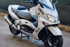 YAMAHA T-MAX 500
