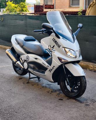YAMAHA T-MAX 500