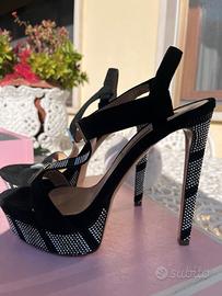 Scarpe con tacco nr 37