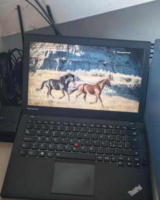 LENOVO THINKPAD X240 con DOCKING STATION SDD 512Gb