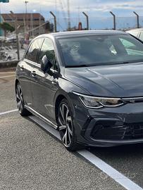 Volkswagen golf 8 1.5 etsi 2021