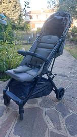 Passeggino Inglesina Now leggero e compato