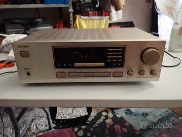 sinto amplificatore onkio molto bello