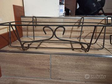PORTAVASI RETTANGOLARI DA BALCONE IN FERRO