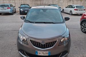 Lancia Ypsilon 1.0 Hybrid Silver – 2022