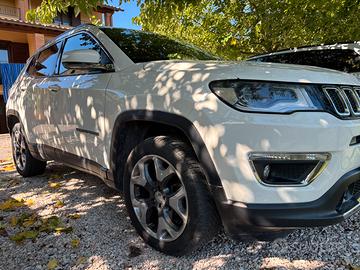 Jeep Compass 4x4 automatica