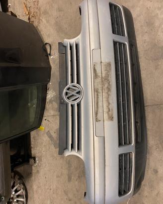 Paraurti anteriore Volkswagen golf 4
