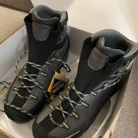 Scarponi trekking  la sportiva