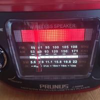 Radio portatile solare stile vintage