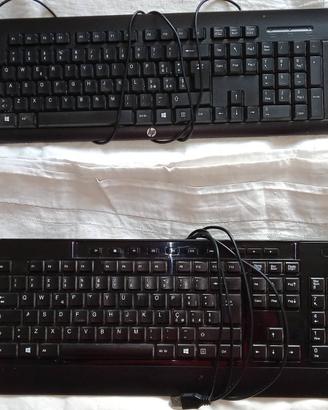 Due tastiere Olivetti e Hp