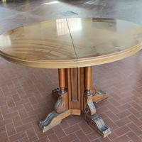 Tavolo ovale allungabile