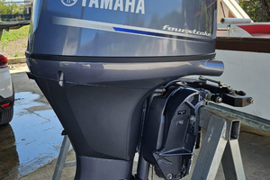 Motore fuoribordo YAMAHA 100 cv