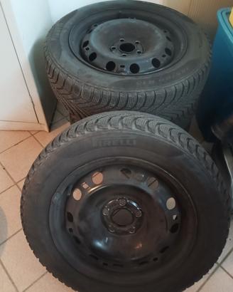 gomme invernali pirelli 185/60 R15
