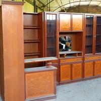 mobile vetrine con Bar