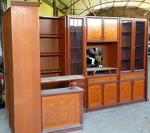 mobile vetrine con Bar