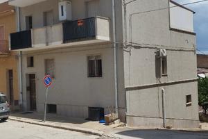 Casa singola con giardino privato
