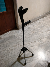 Stampella per disabili con 4 appoggi rinforzati