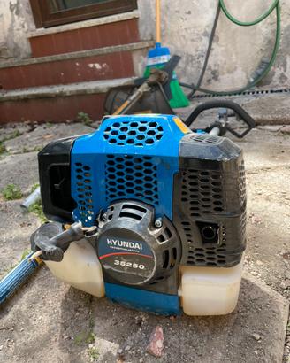 Decespugliatore 2 tempi Hyundai multifunzione