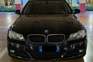 BMW 318i E90 2011