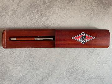 Elegante set da scrittura e penna a sfera