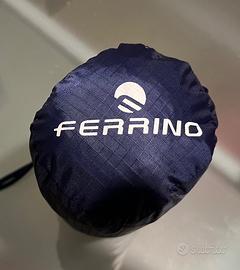 Poncho Ferrino trekker