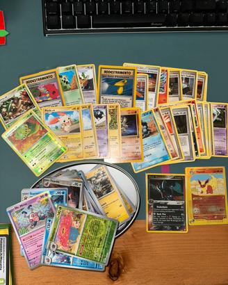 Lotto carte pokemon misto